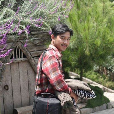 Agung Mutaqin .